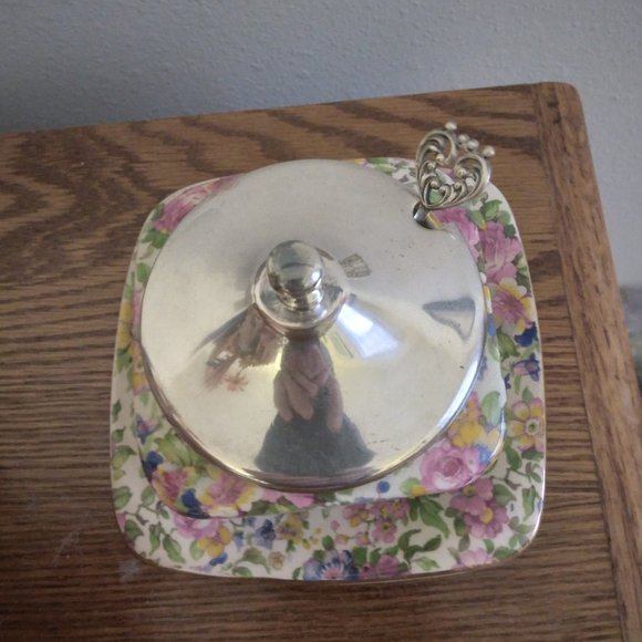 Summertime by Royal Winton, Discontinued - Picture 2 of 15